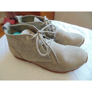 Eddie Bauer Chukka Boots Transition Ankle Booties Faux suede Gray Womens sz 7.5